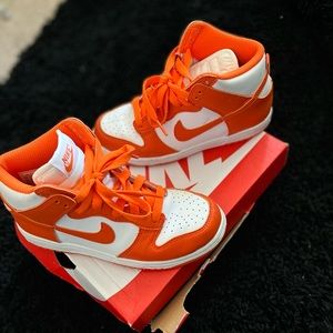 Nike dunks preschool size 1